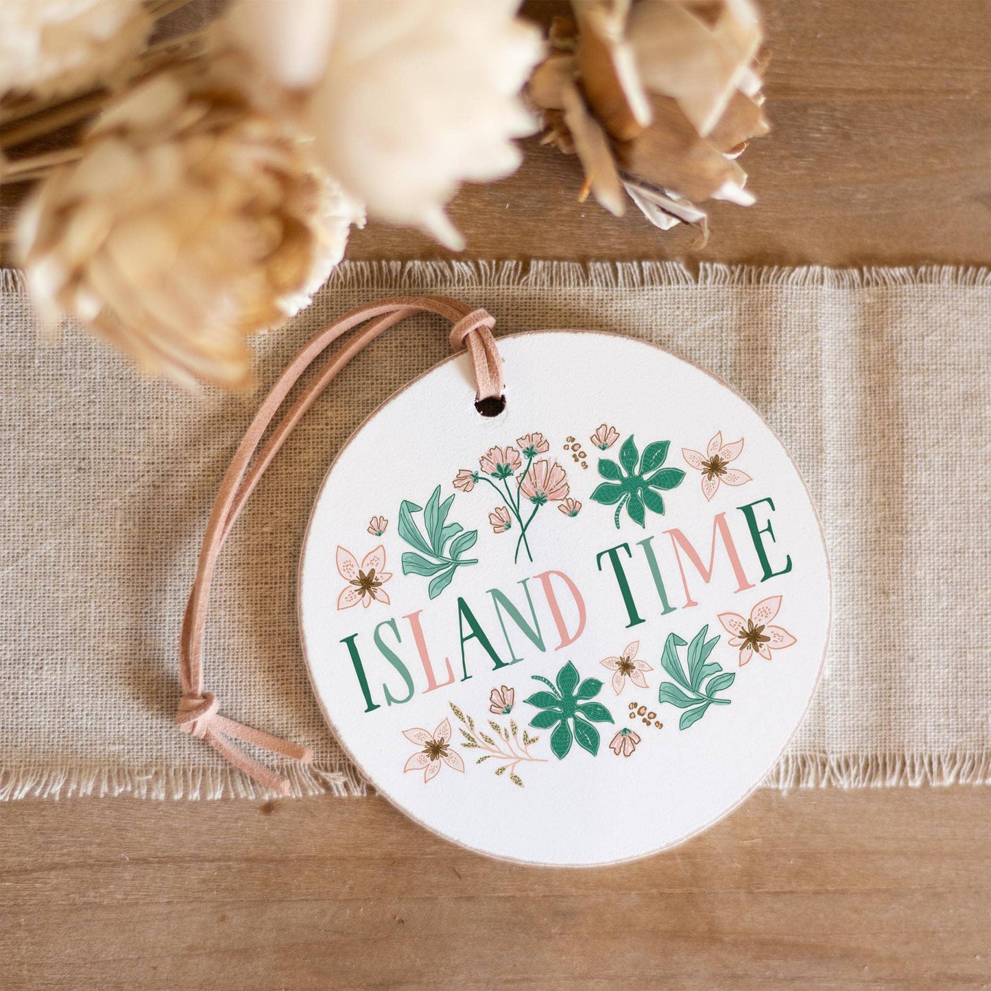 4" Round Ornament-Lush Tropics Island Time